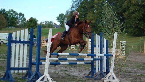 &bdquo;Bėk, bėk, žirgeli&ldquo; suburia ir profesionalius sportininkus, ir tiesiog žirgų mylėtojus.