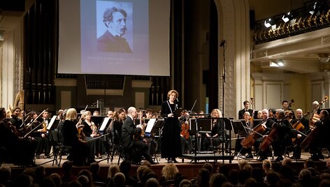 Baigiamasis laureatų koncertas kartu su Lietuvos nacionaliniu simfoniniu orkestru įvyks rugsėjo 23 dieną.