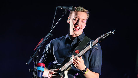 George'o Ezra koncerto akimirkos