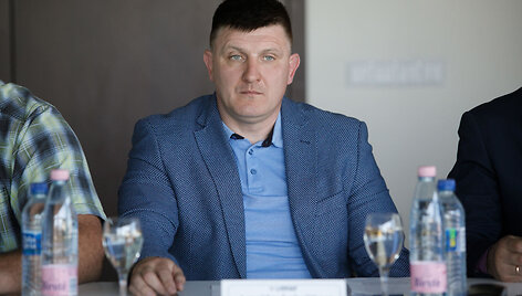 Arnoldas Luko&scaron;iūnas