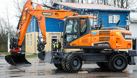 „Doosan“ technikos pristatymas