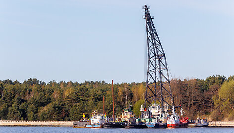 Jungtinių Amerikos Valstijų karinis laivas USS &bdquo;Gravely&ldquo;