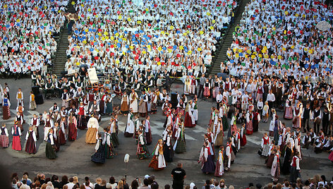 Moksleivių dainų ir &scaron;okių &scaron;ventė