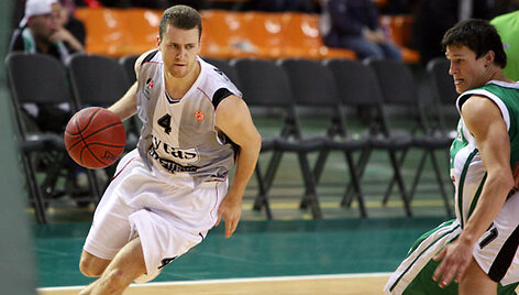 Baltijos krep&scaron;inio lygos (BBL) taurės turnyro finale kovoja Kauno &bdquo;Žalgiris&ldquo; ir Vilniaus &bdquo;Lietuvos rytas&ldquo;.