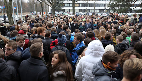 KTU gimnazijos „flash mob“ akcija