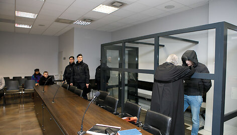 Teisiamieji teisme