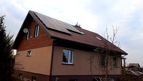 Molainių kaime gyvenanti šeima įsirengė saulės elektrinę