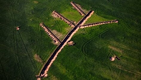 V.Kaupelio ir A.Deikaus fotografijose užfiksuotos įvairios Lietuvos vietos i&scaron; oro atrodo neįprastai ir įspūdingai.