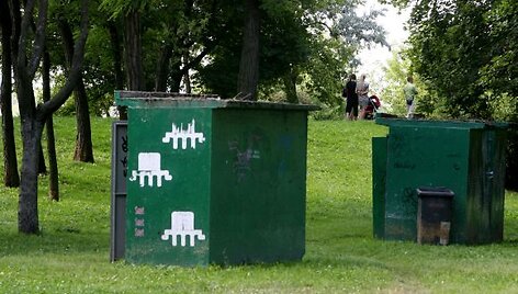 Sezoniniai vie&scaron;ieji tualetai veikia žmonių gausiai lankomose vietose - parkuose, paplūdimiuose.