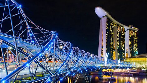 Helix tiltas Singapūre