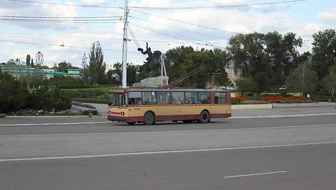 Mieste kursuojančiame troleibuse užsieniečių nepamatysi