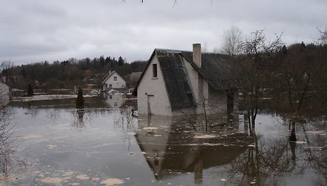 Skęstanti sodų bendrija Kauno rajone