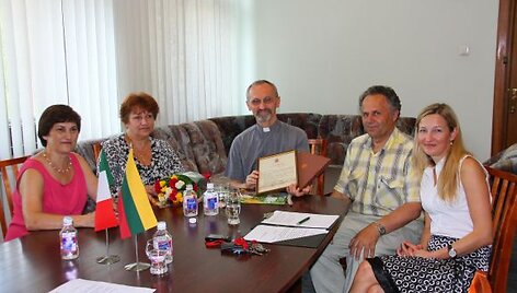 Kunigas Renatas Abeni prie&scaron; septynerius metus atvyko i&scaron; Brescija (Italija) miesto.