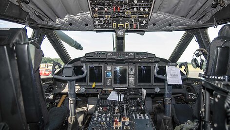 Kauno oro uosto aviacijos &scaron;ventėje demonstruoti lėktuvai