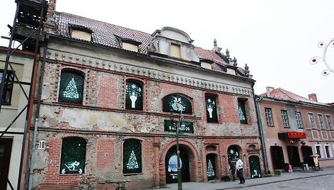 Vietoje užkaltų langų &ndash; &scaron;venti&scaron;ki paveikslėliai
