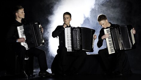  &bdquo;Chill' out&ldquo; akordeonistų trio
