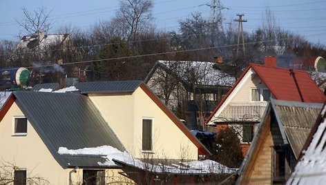 Pasak specialistų, kietųjų dalelių koncentracija ore padidėjo, nes kauniečiai intensyviai kūrena krosnis. Vėjo, kuris nupučia teršalus, pastarosiomis dienomis nėra.