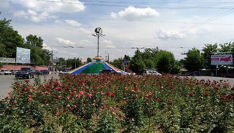 Kirgizstane iki &scaron;iol daug sovietmečio paminklų ir simbolių