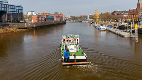 Brėmene verta išmėginti pramogas ant vandens – per miestą tekančia upe plaukioja laivai