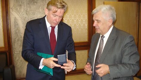 A.Ažubalis susitiko su Klaipėdos meru R.Tara&scaron;kevičiumi.  