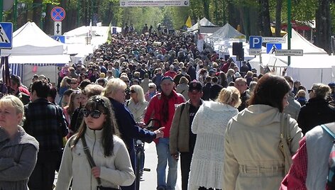 &Scaron;e&scaron;tadienį Palanga buvo sausakim&scaron;a poilsiautojų.