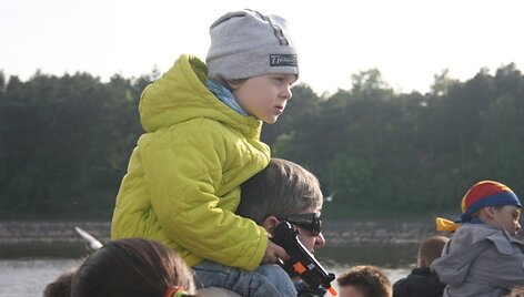 Pirati&scaron;kai nusiteikęs berniukas. 2011 m. gegužės 15 d.