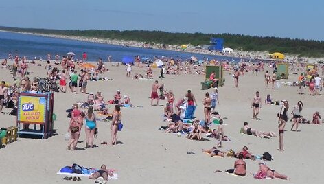 Savaitgalį Palangoje poilsiavo nemažai žmonių. 