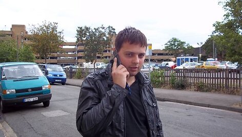 Valentinas Seme&scaron;kinas nustebo, kad sutartis su mobiliojo ry&scaron;io bendrove jo vardu pasira&scaron;yta tuomet, kai jis gyveno užsienyje.