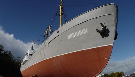 Didžiausias Jūrų muziejaus eksponatas &ndash; vidutinis žvejybos traleris &bdquo;Dubingiai&ldquo;. 
