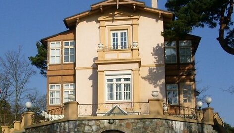 Juodkrantės medicinos punktas persikėlė į naujas patalpas. 