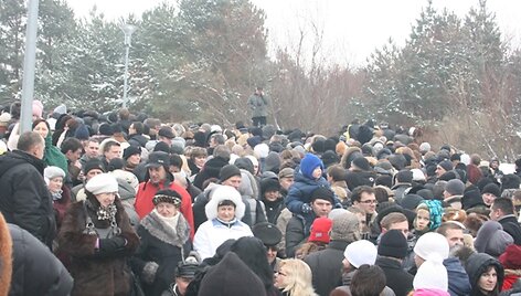 Minia pramogautojų suplūdo į &bdquo;Palangos stintą&ldquo;. 