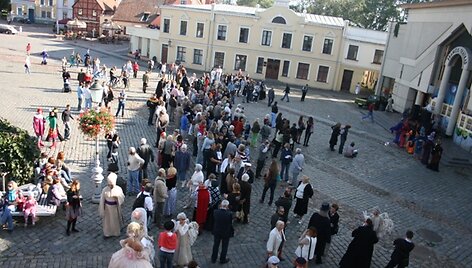 Dramos teatro kolektyvo surengta akcija susidomėjo ir ją palaikė vos keli &scaron;imtai klaipėdiečių.