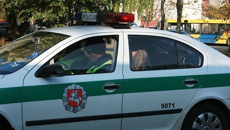 Per vieną valandą buvo sura&scaron;yti &scaron;e&scaron;i protokolai pažeidėjams. 
