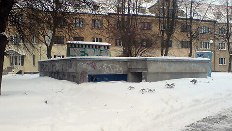 Ir &scaron;iemet bus bandoma parduoti savivaldybei priklausantį vie&scaron;ąjį tualetą.