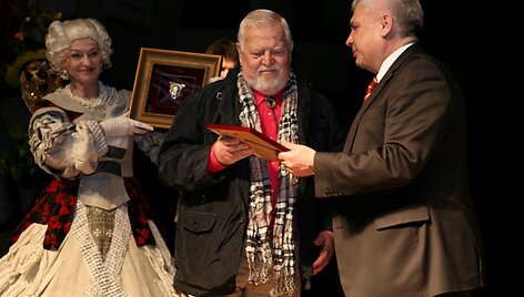 &bdquo;Padėkos kaukę" gavęs P.Gaidys yra pastatęs apie a&scaron;tuoniasde&scaron;imt spektaklių.