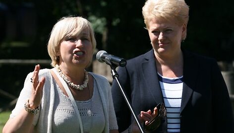 D.Grybauskaitę sutiko Jūrų muziejaus direktorė Olga Žalienė.