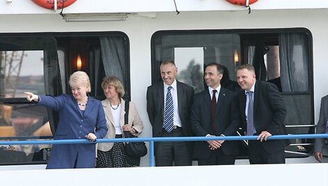 D.Grybauskaitė žino, kur turėtų būti statomas suskystintų dujų terminalas. 