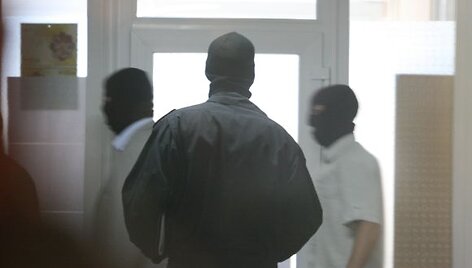 Klaipėdos apygardos teisme, nagrinėjant Henriko Daktaro grupuotės bylą, imtasi ypatingų saugumo priemonių. 