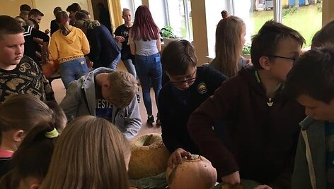 &Scaron;vėk&scaron;ni&scaron;kiai vėl aktyviai ruo&scaron;iasi savaitgalį vyksiančiai moliūgų &scaron;ventei &bdquo;Mes už &scaron;viesą&ldquo;