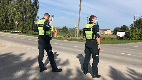 Klaipėdos rajone pareigūnai surengė reidą ir tikrino eismo dalyvius: automobilių, paspirtukų, dviračių vairuotojus.