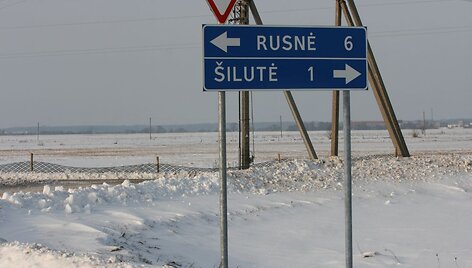 Rusnė kol kas pasiekiama. 
