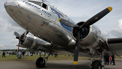 Istorinis lėktuvas &bdquo;Douglas DC3 &ndash; Daisy&ldquo;