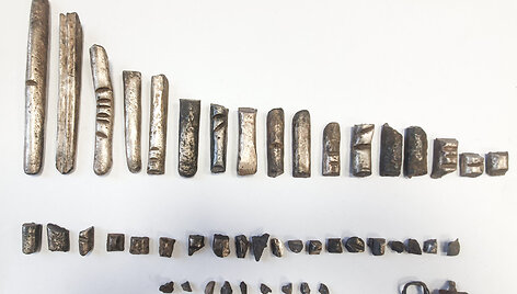 Archeologiniai radiniai Dauguliuose