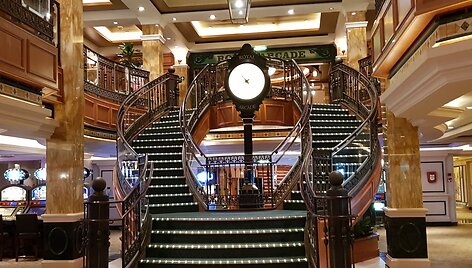 Į Klaipėdą atplaukė i&scaron;taigingas karali&scaron;kas laivas &bdquo;Queen Victoria&ldquo;