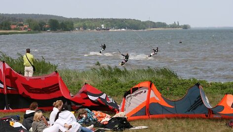 Jėgos aitvarai Juodkrantėje