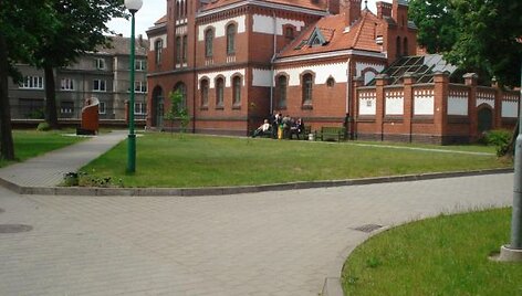 Kol kas universitete abiturientų eilės nesidriekia. 
