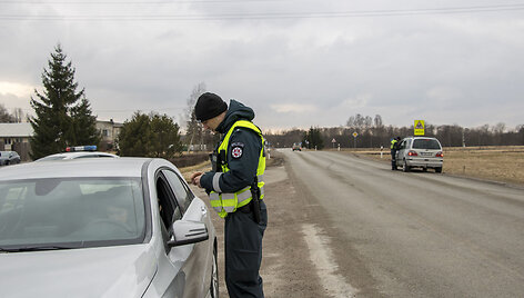 Savaitgalį Klaipėdos apskrityje vykdytas reidas: ikrintas transporto priemonių vairuotojų blaivumas, apsvaigimas nuo narkotinių ar kitų psichiką veikiančių medžiagų.