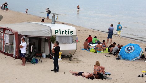 Palanga atidaro sezoną: poilsiautojai laukia žadėto karščio