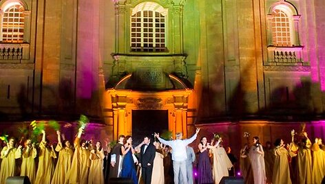 Roko opera &bdquo;Prisikėlęs&ldquo; 