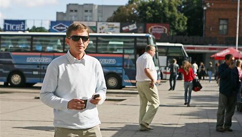 G.Petravičius &scaron;iuo metu su advokatu rengia ie&scaron;kinį teismui &ndash; vyri&scaron;kis ketina siekti, jog saugos bendrovė atlygintų ne tik jo patirtą moralinę žalą, bet ir nuostolius, kuriuos jis patyrė pusdienį negalėjęs rūpintis savo verslo reikalais.